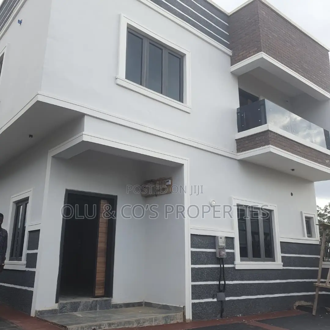 4bdrm Duplex in An Estate Along Von, Lugbe District for rent in Lugbe District