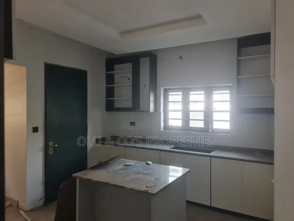 4bdrm Duplex in An Estate Along Von, Lugbe District for rent in Lugbe District