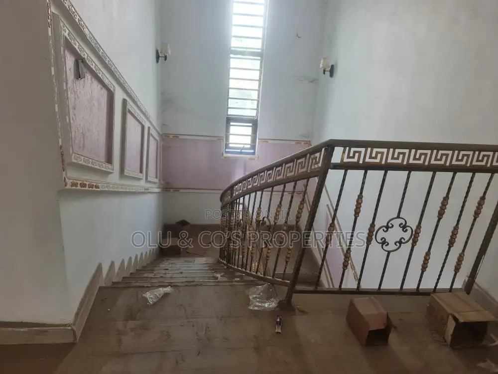 4bdrm Duplex in An Estate Along Von, Lugbe District for rent in Lugbe District