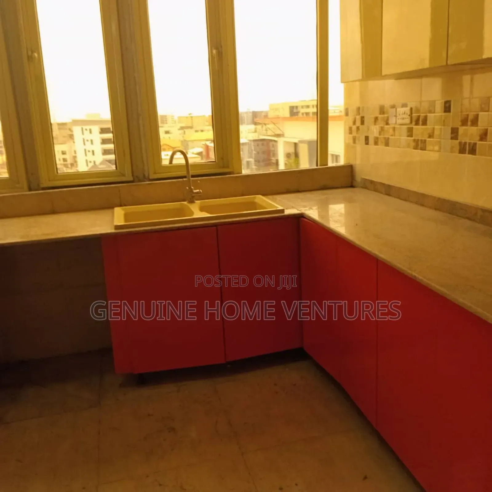 3bdrm Apartment in Ikate for sale in Ikate
