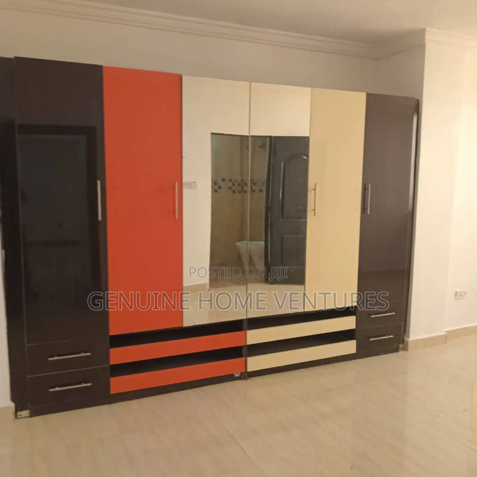 3bdrm Apartment in Ikate for sale in Ikate