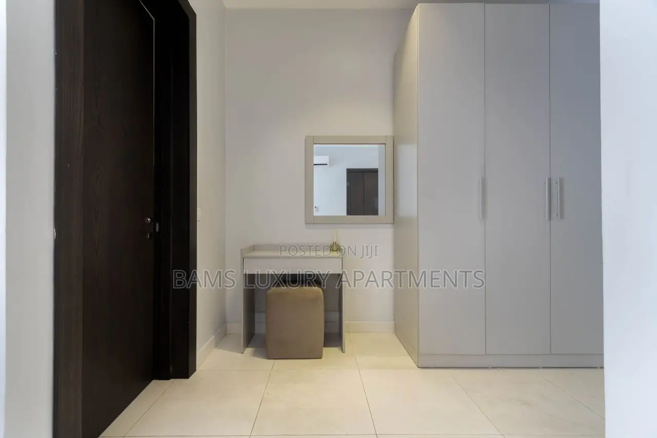 Urban 1 Bedroom Apartment With Top Notch Amenities Available. in Lekki Phase 1