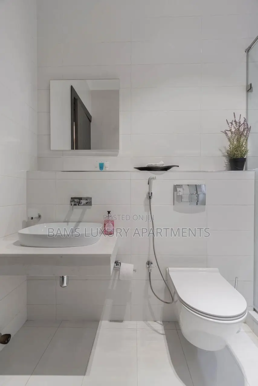 Urban 1 Bedroom Apartment With Top Notch Amenities Available. in Lekki Phase 1