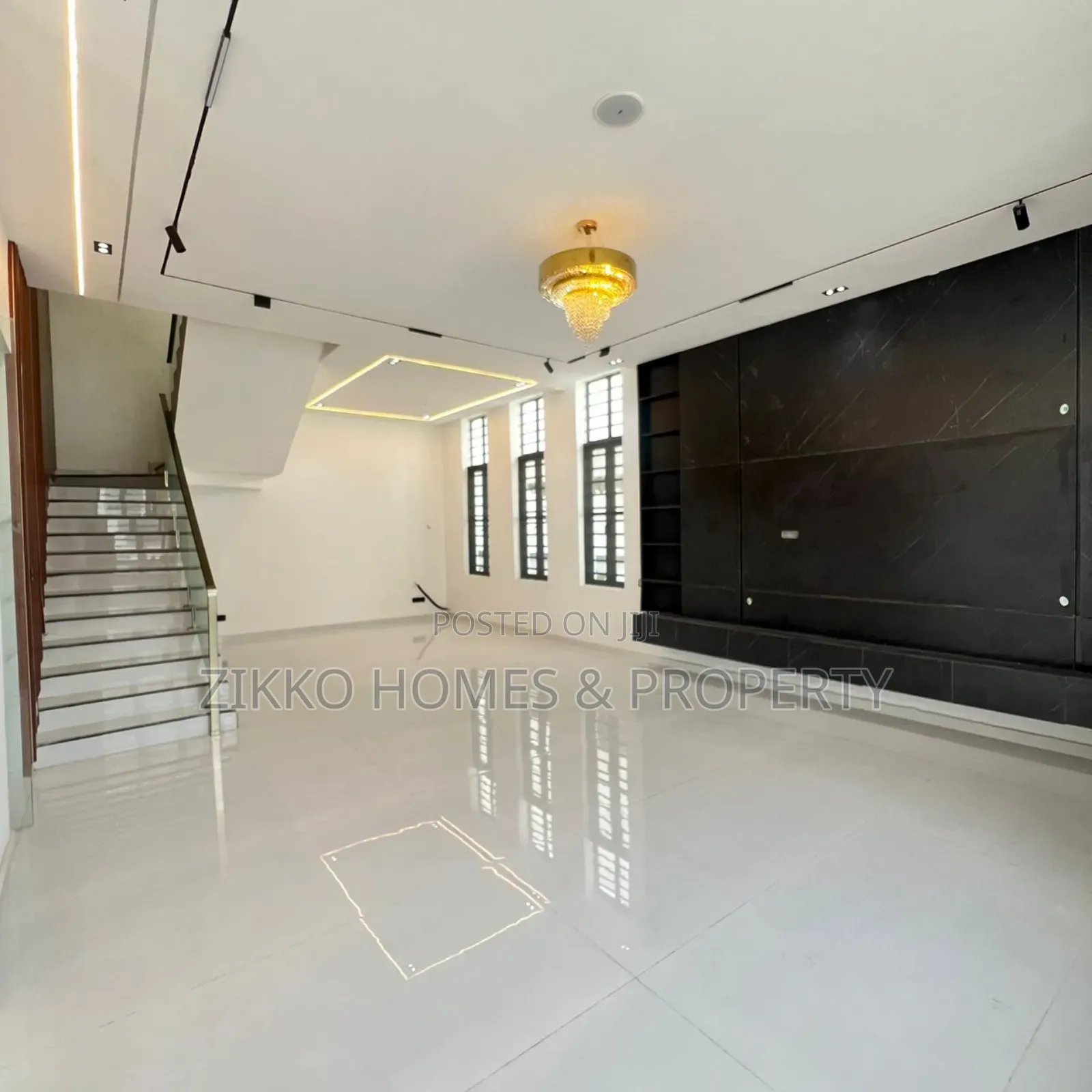 4bdrm Duplex in Lekki for sale in Lekki