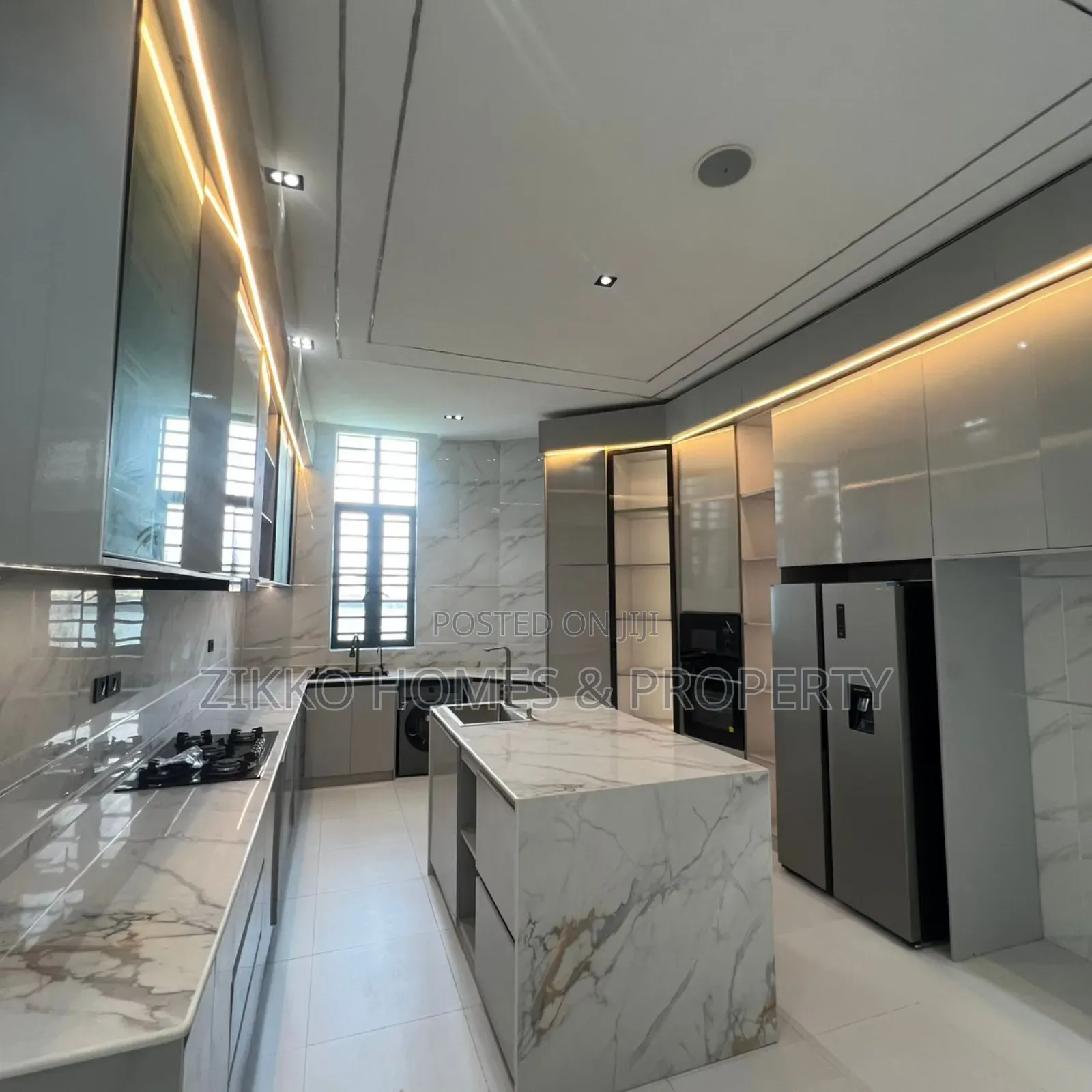 4bdrm Duplex in Lekki for sale in Lekki