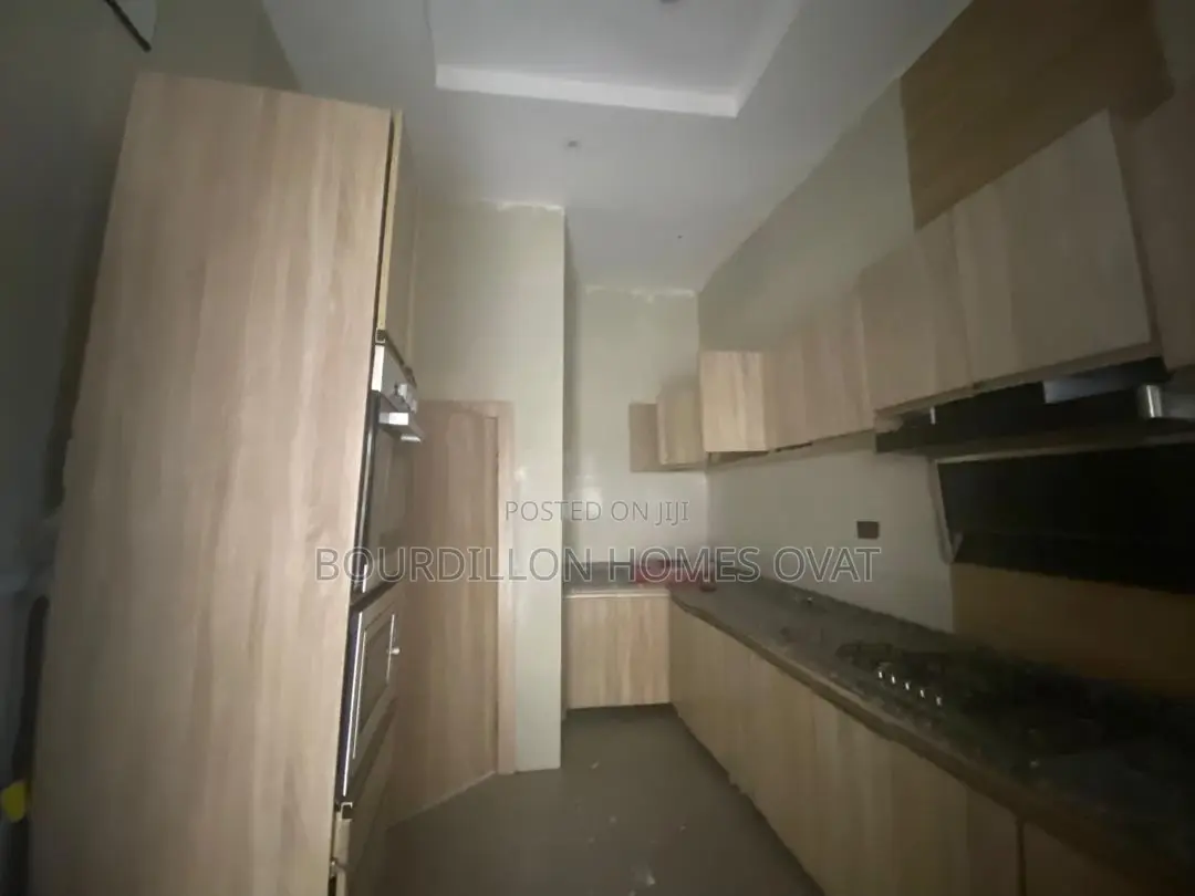 4bdrm Duplex in Harris Drive By Vgc for rent in Lekki