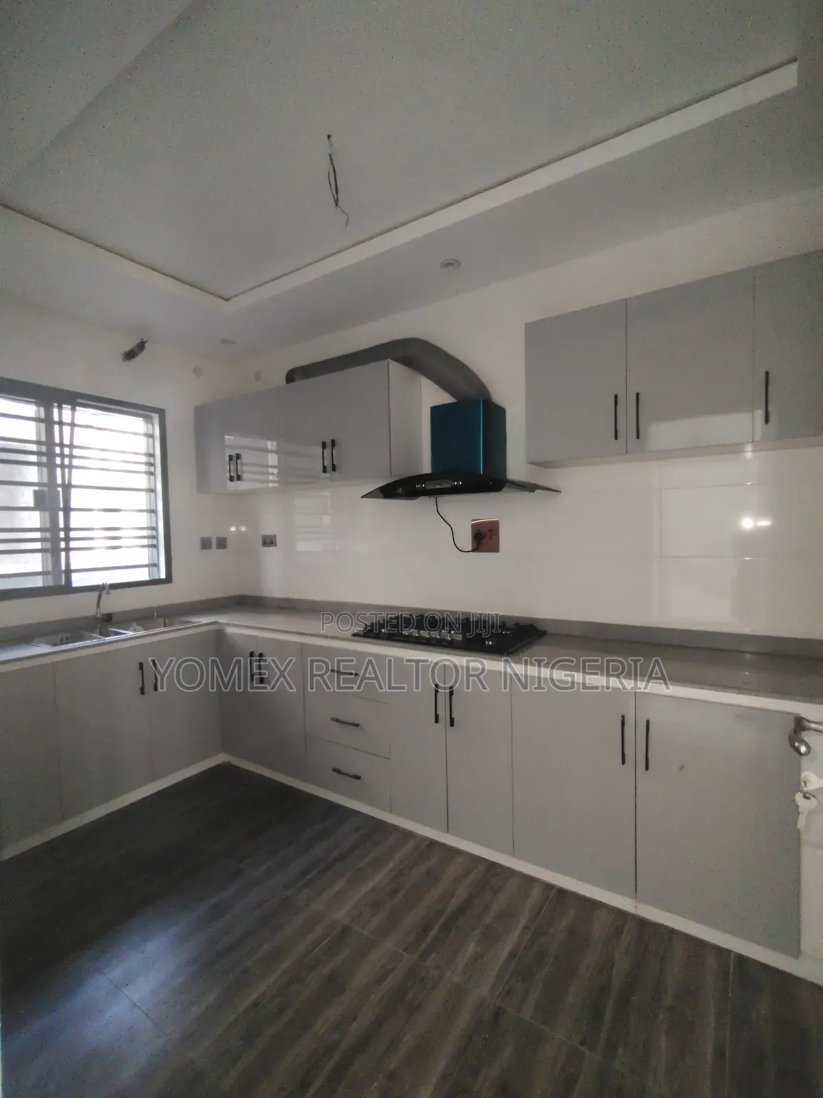 3bdrm Duplex in Beachwood Estate, Bogije for sale in Bogije
