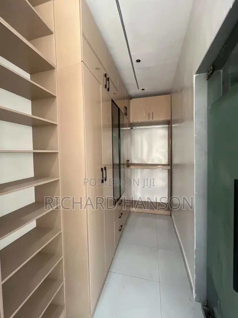 4bdrm Duplex in Ado / Ajah for sale in Ado / Ajah