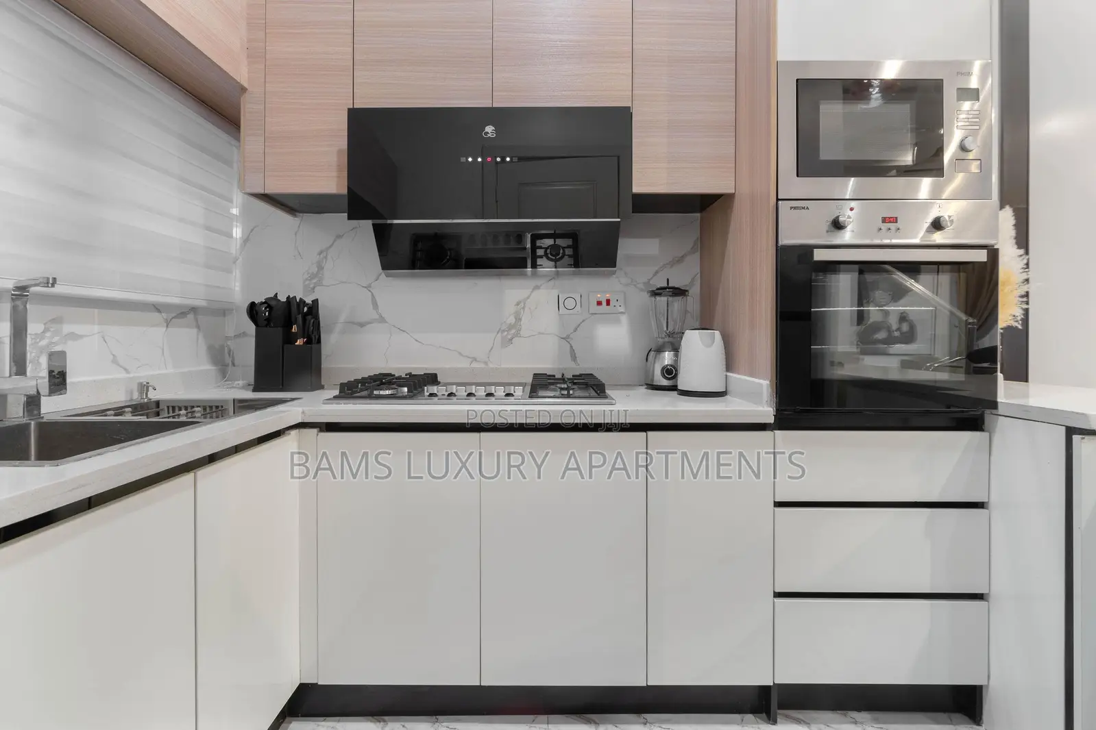 Brand New 3/4 Bed Duplex With Two Living Room and Other Amenities in Lekki Phase 1