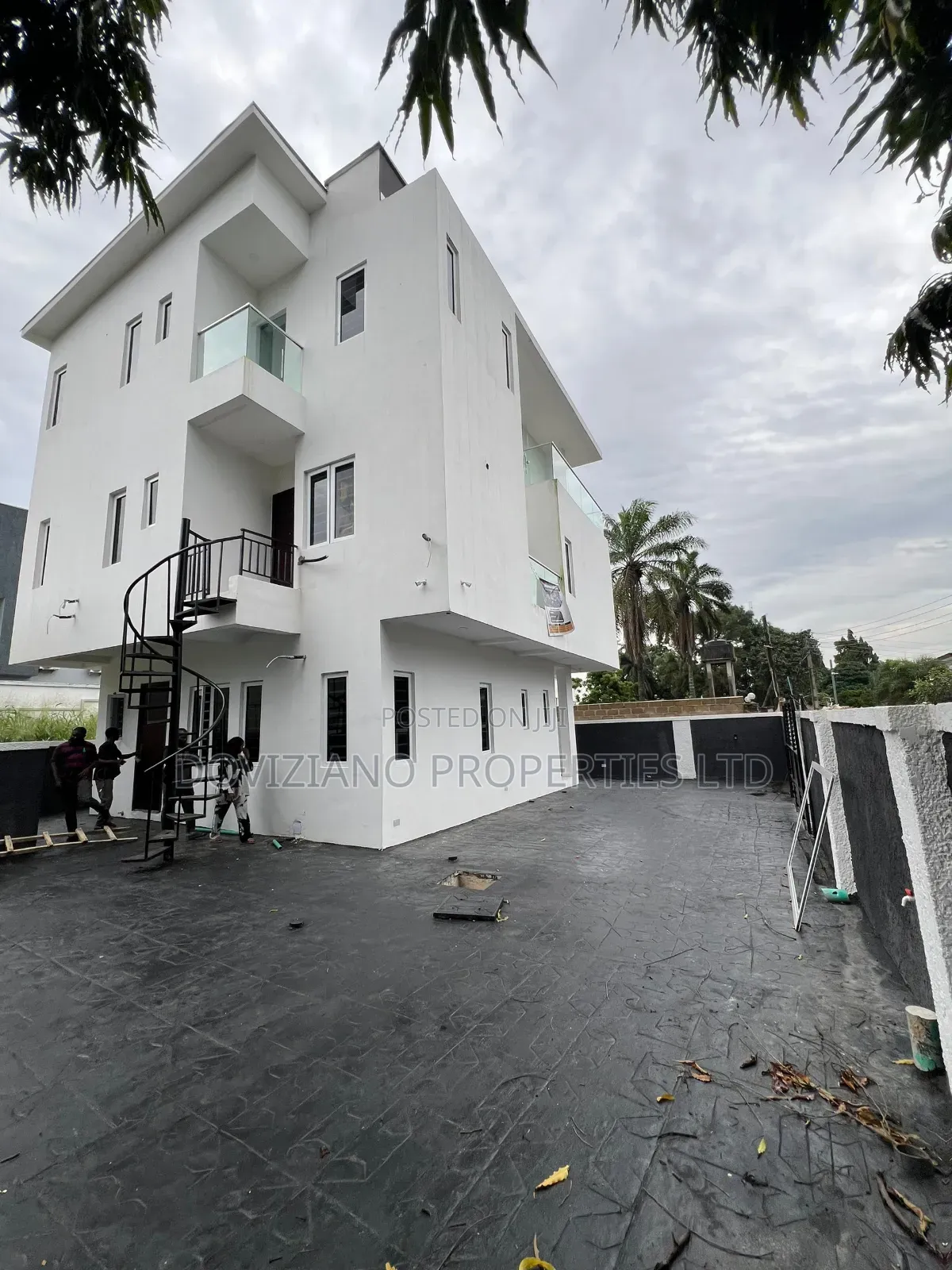 4bdrm Duplex in Adeniyi Jones for sale in Adeniyi Jones