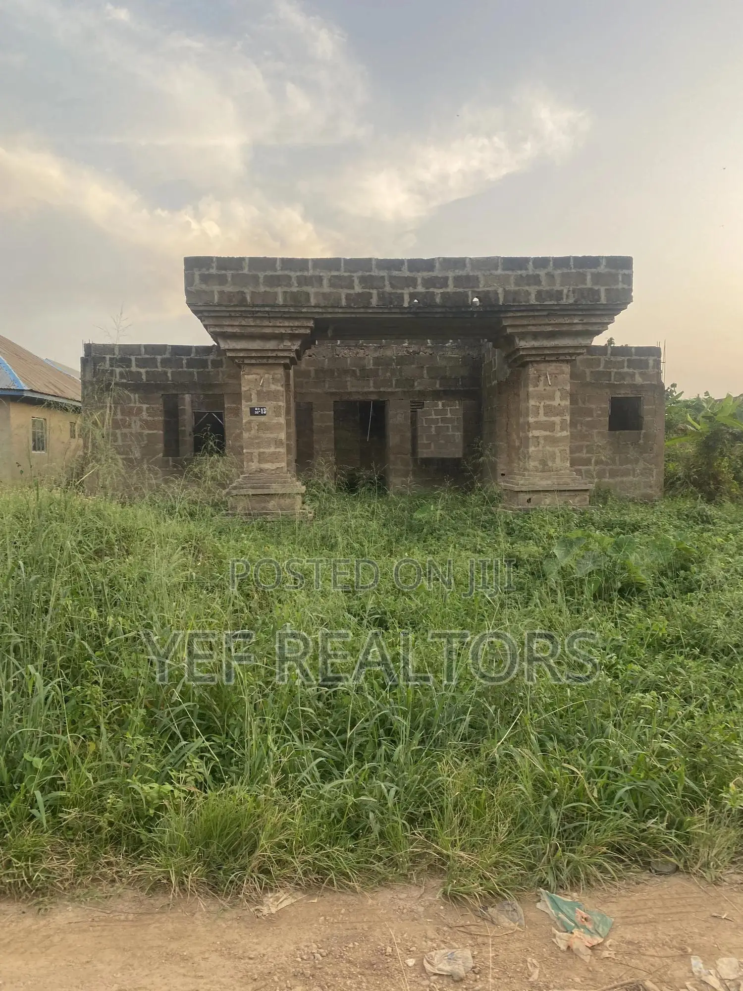 3bdrm Bungalow in Eleweran, Osun State for sale in Osun State