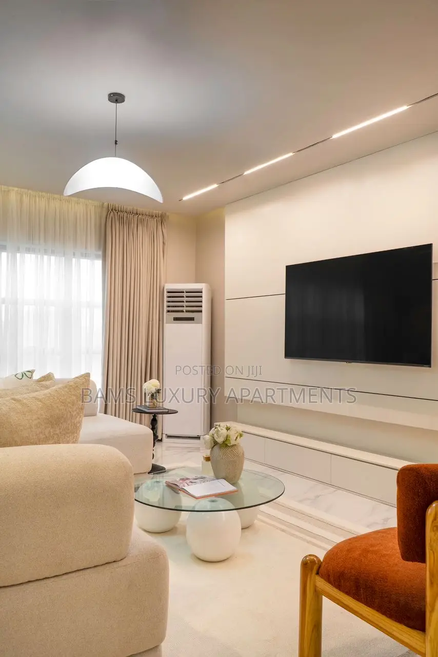 Neat and Luxury Apartments in Lekki Phase 1 in Lekki Phase 1