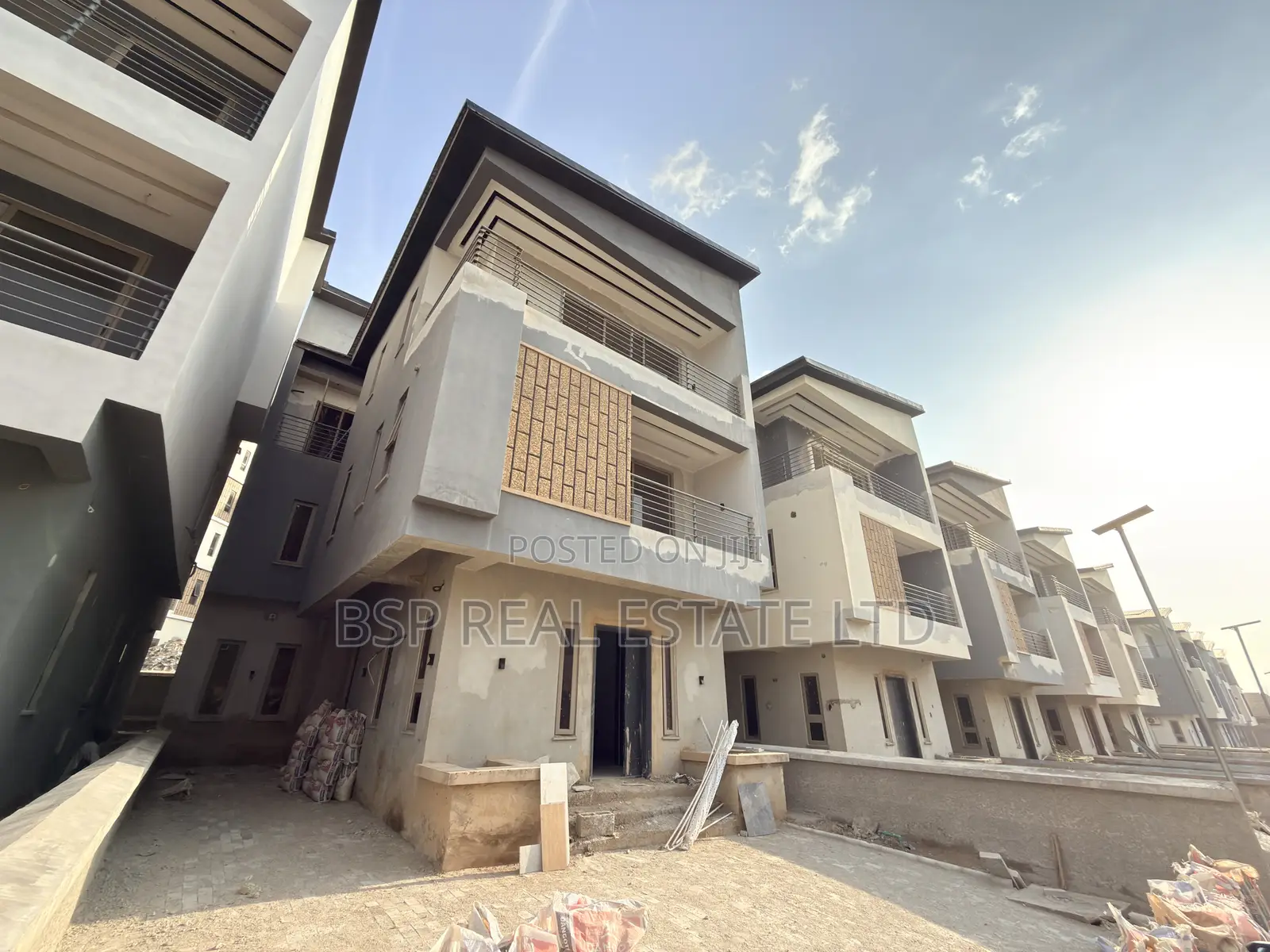 4bdrm Duplex in Mabushi for sale in Mabushi