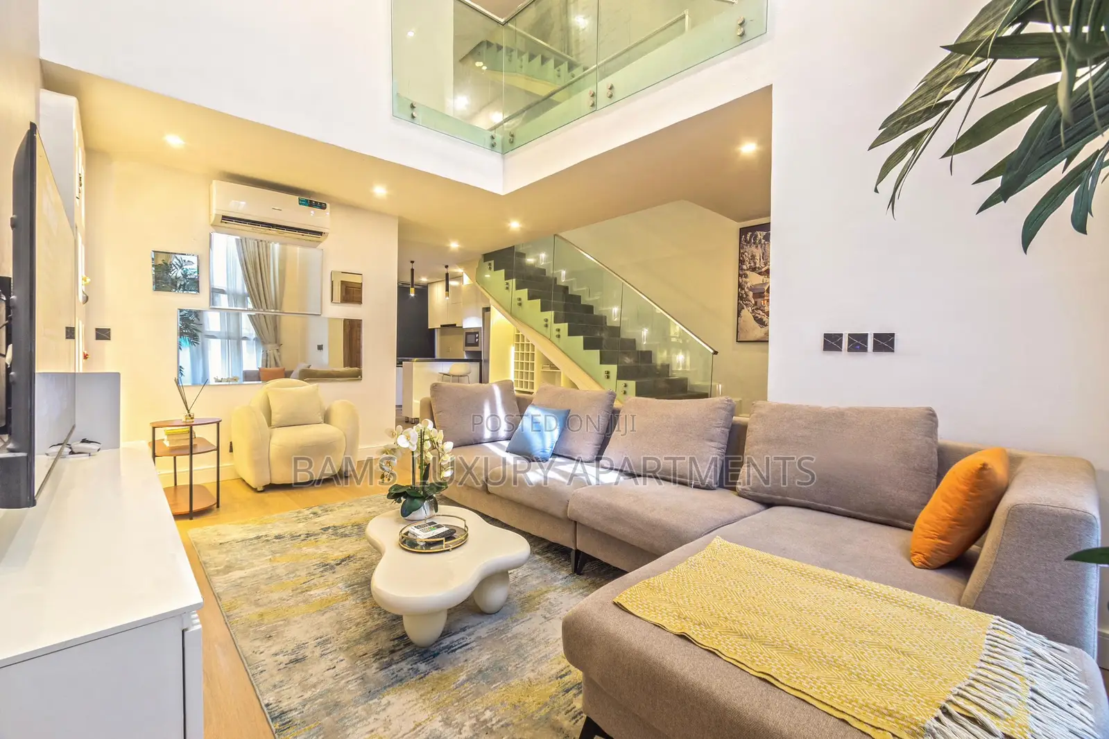 Luxurious 2 Bedroom Maisonette/ Smart Home With Ps5 in Lekki Phase 1