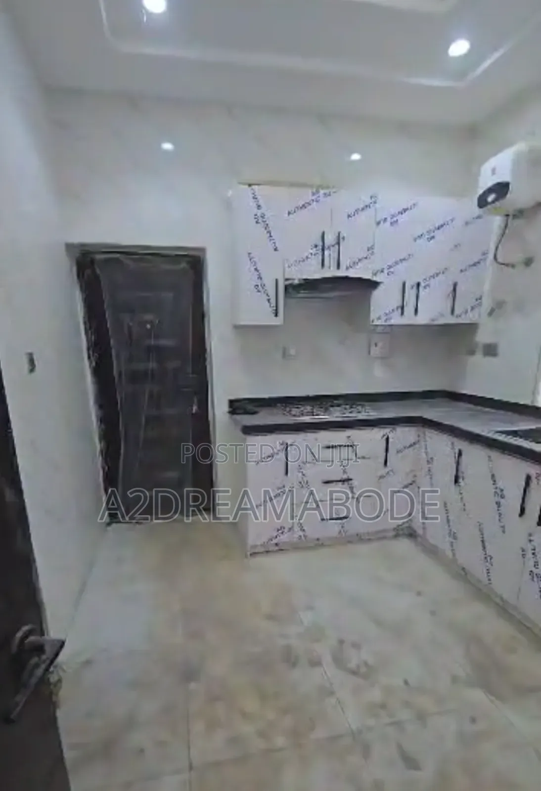 4bdrm Duplex in Omole Phase 2 for sale in Omole Phase 2