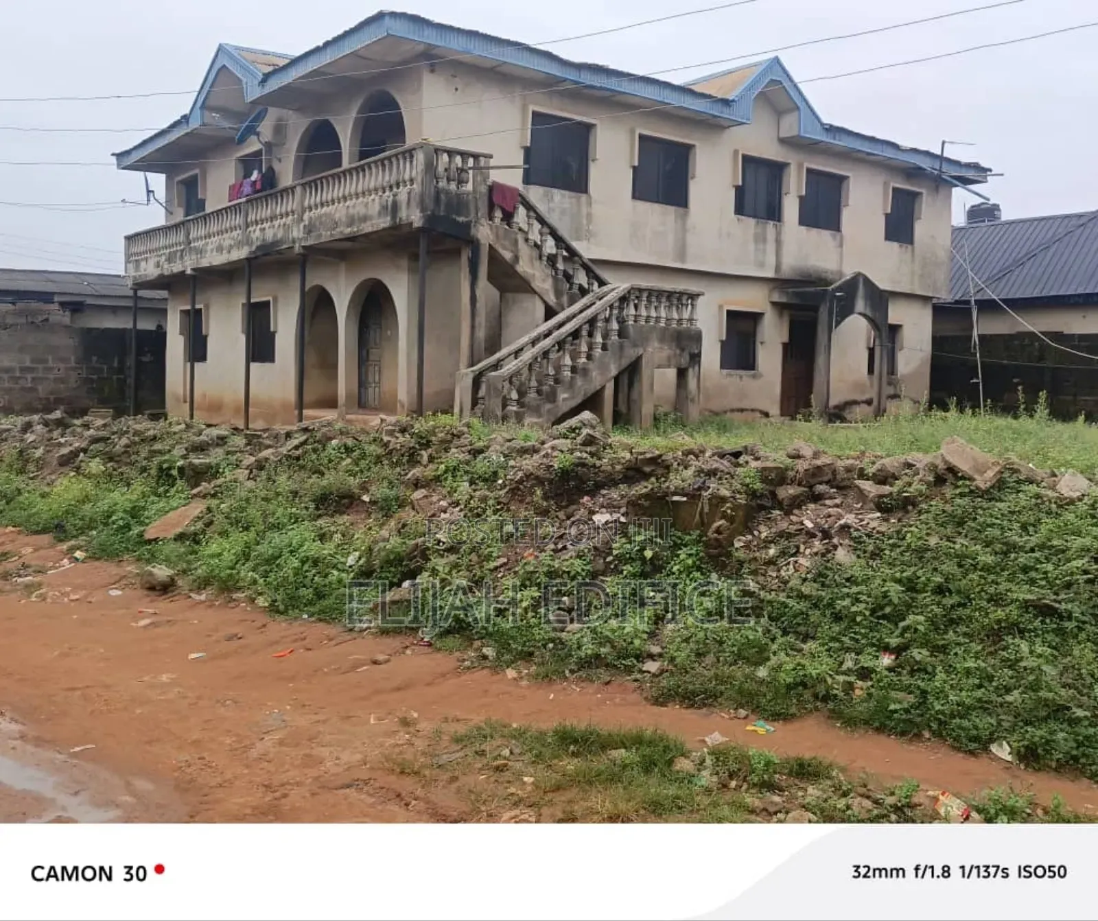 9bdrm Block of Flats in Oke Abiye, Abule Egba for sale in Abule Egba