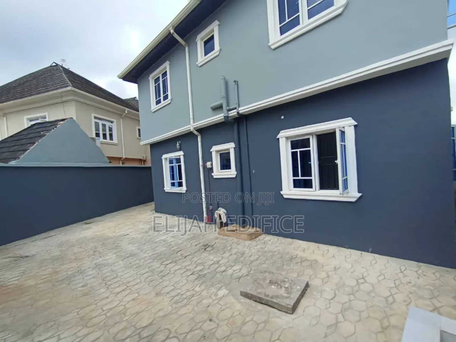 Furnished 8bdrm Block of Flats in Ayobo, Iyana Ipaja for sale in Iyana Ipaja