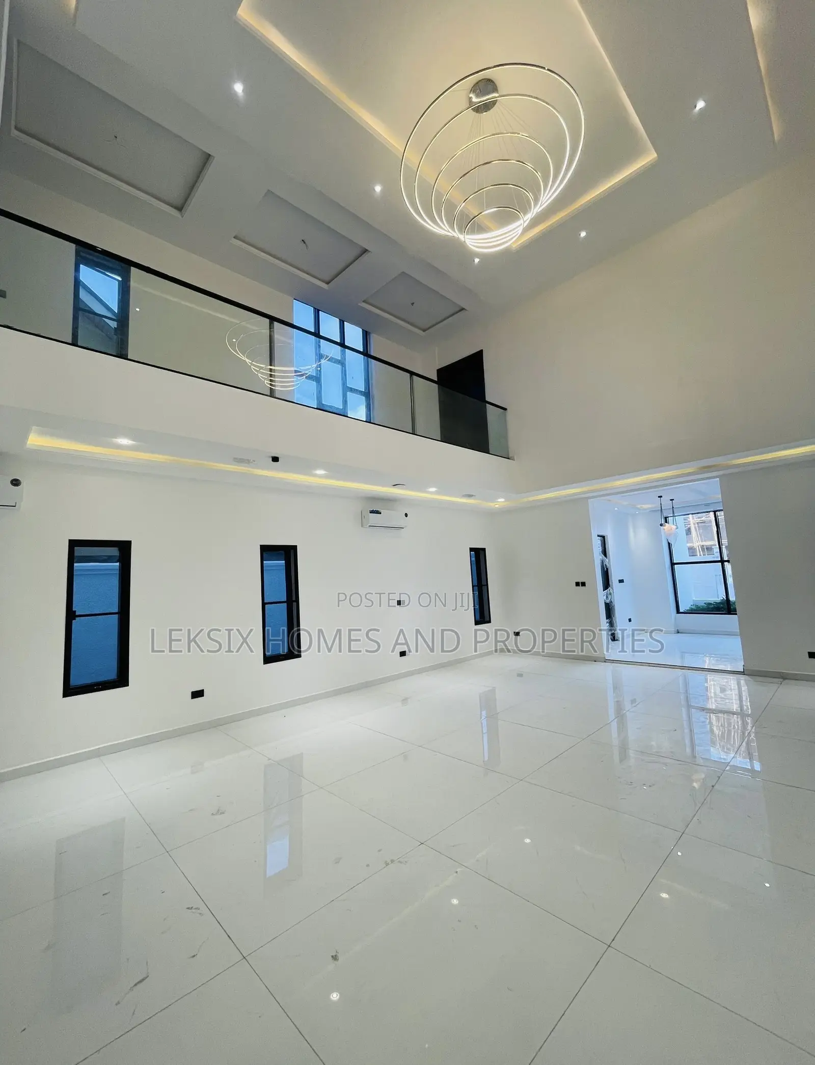 4bdrm Duplex in A Well Serene And, Lekki Phase 1 for sale in Lekki Phase 1