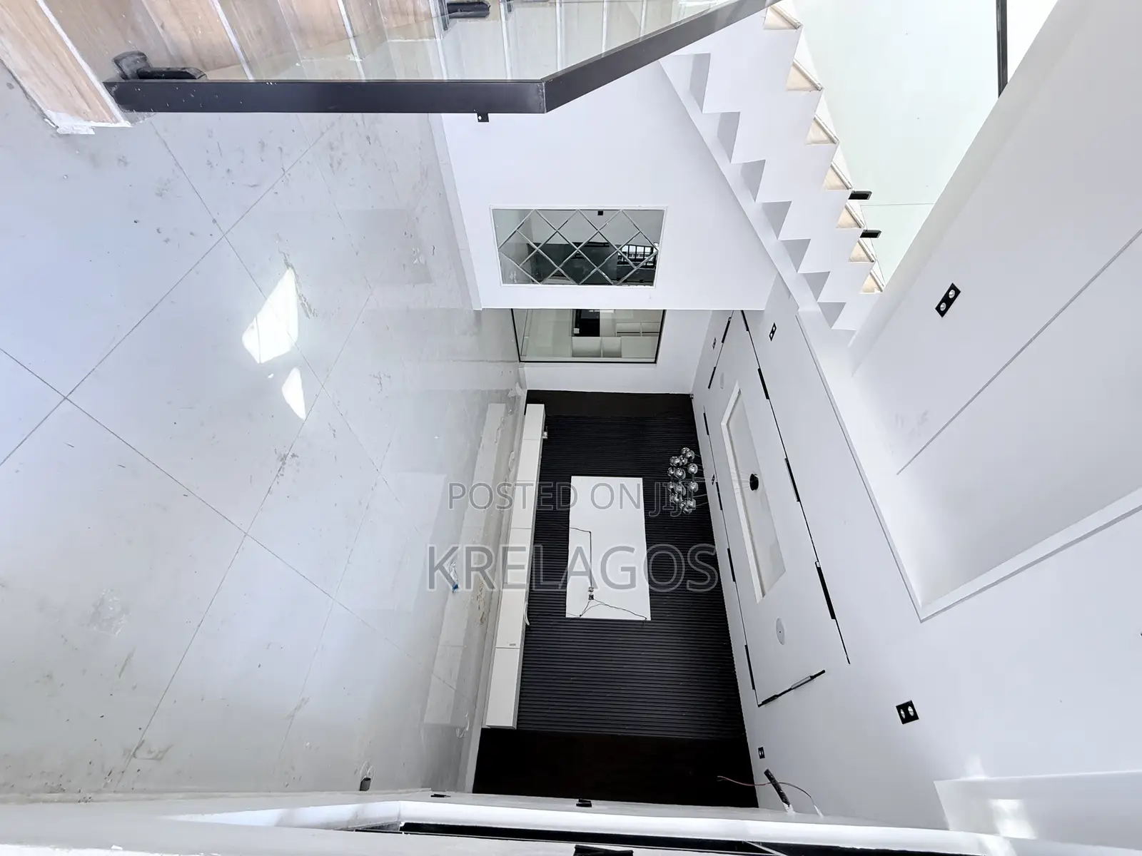 4bdrm Duplex in Orchid, Chevron for sale in Chevron