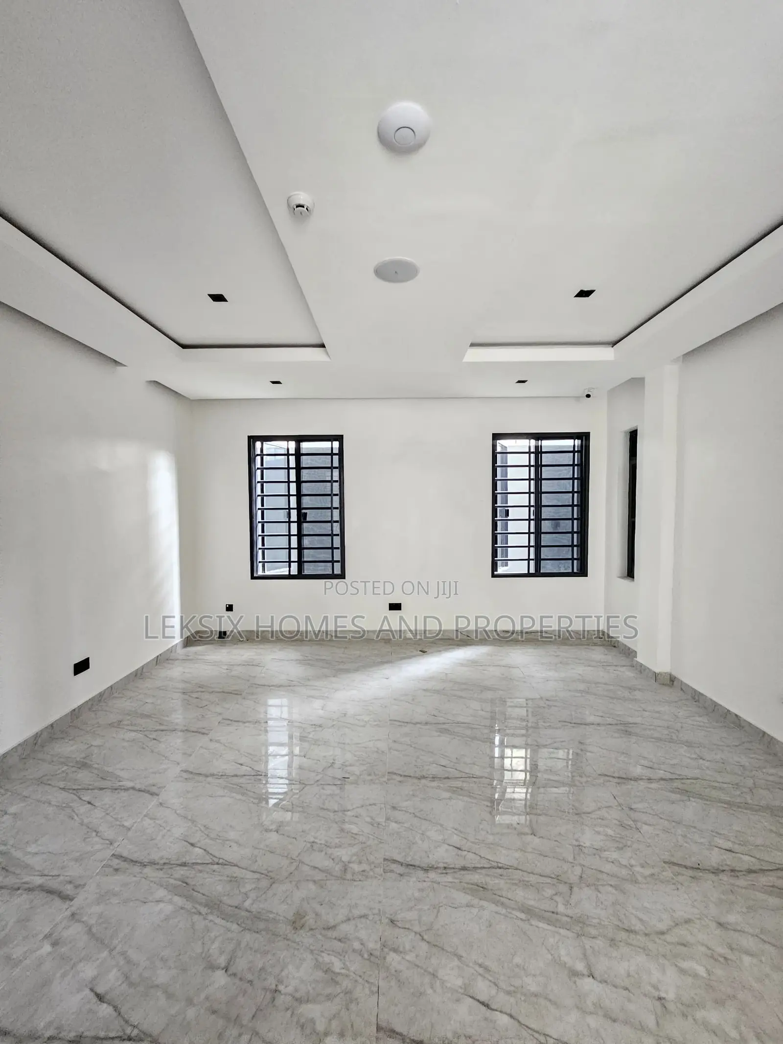 4bdrm Townhouse/Terrace in A Well Secured, Lekki Phase 1 for sale in Lekki Phase 1