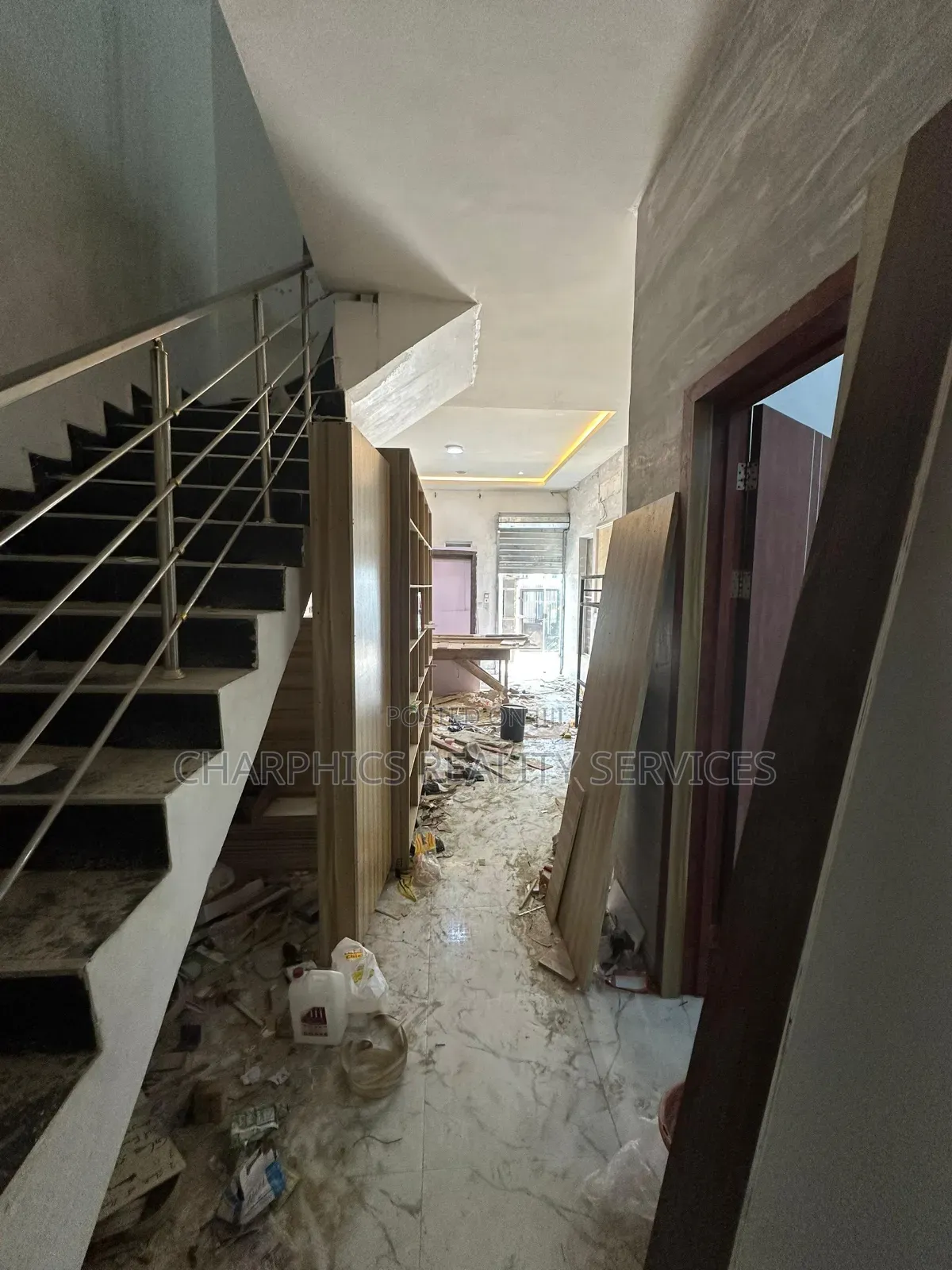 4bdrm Duplex in Ikota for rent in Ikota