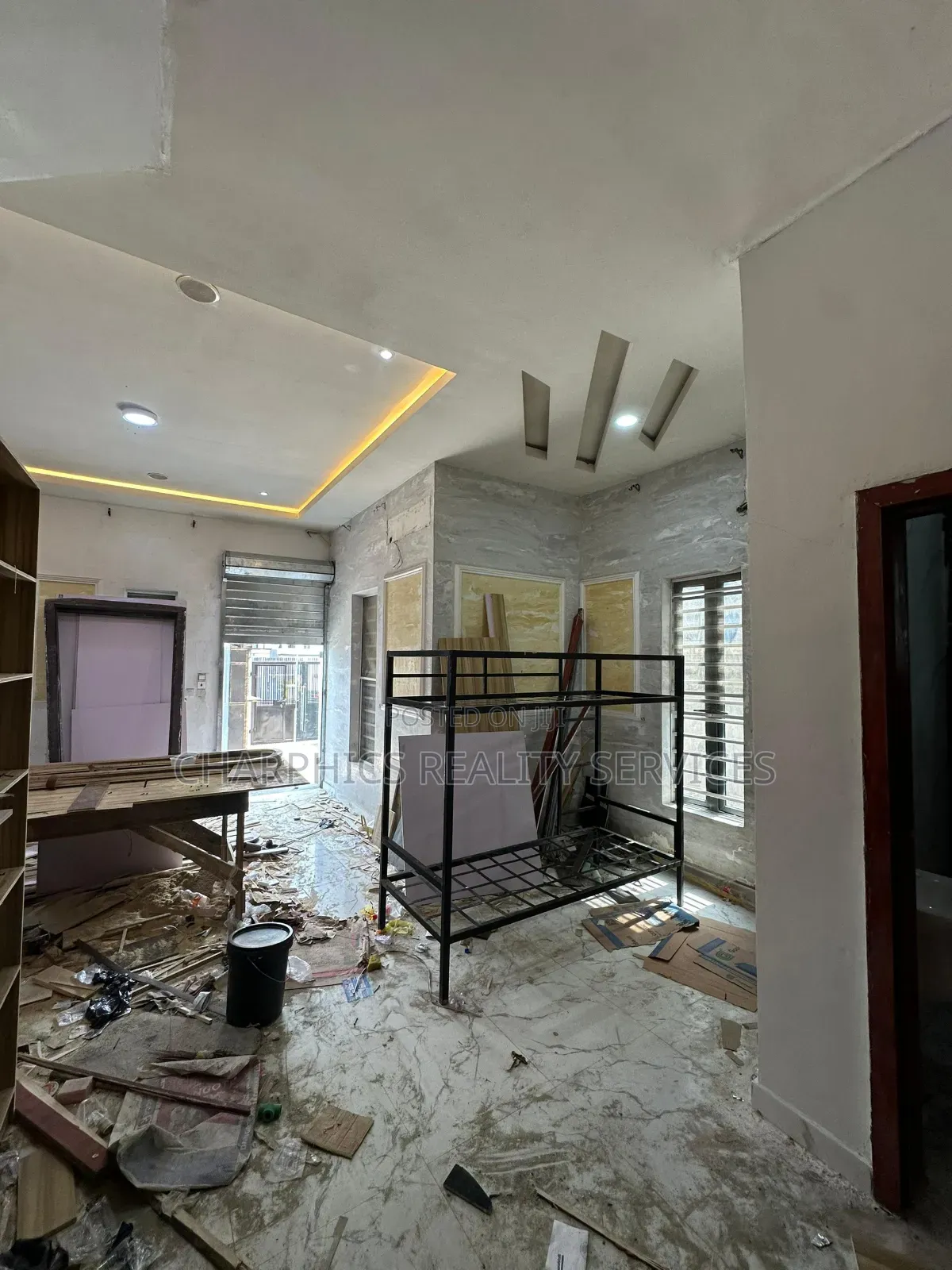 4bdrm Duplex in Ikota for rent in Ikota