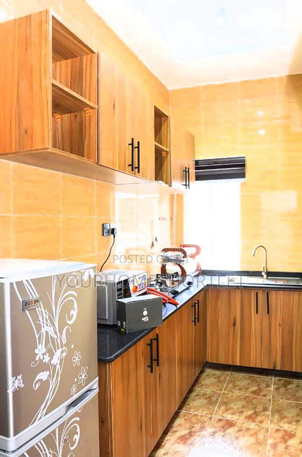 1 Bedroom Apartment With Swimming Pool in Allen Avenue
