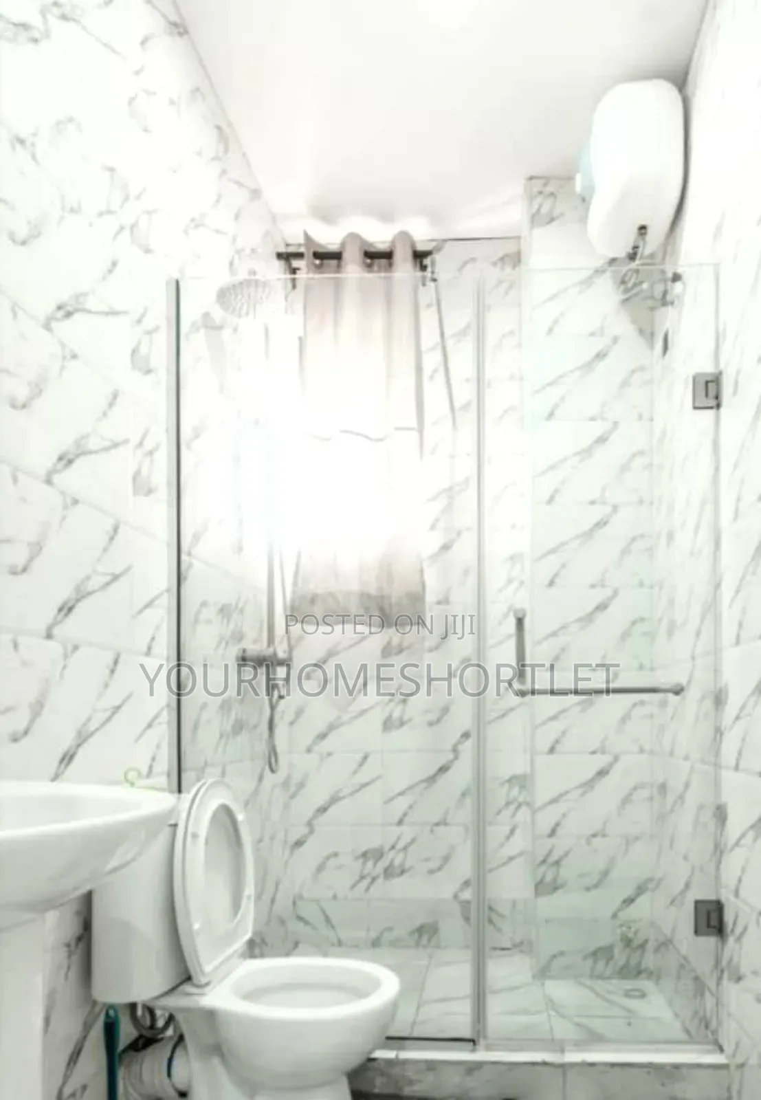 1 Bedroom Apartment With Swimming Pool in Allen Avenue
