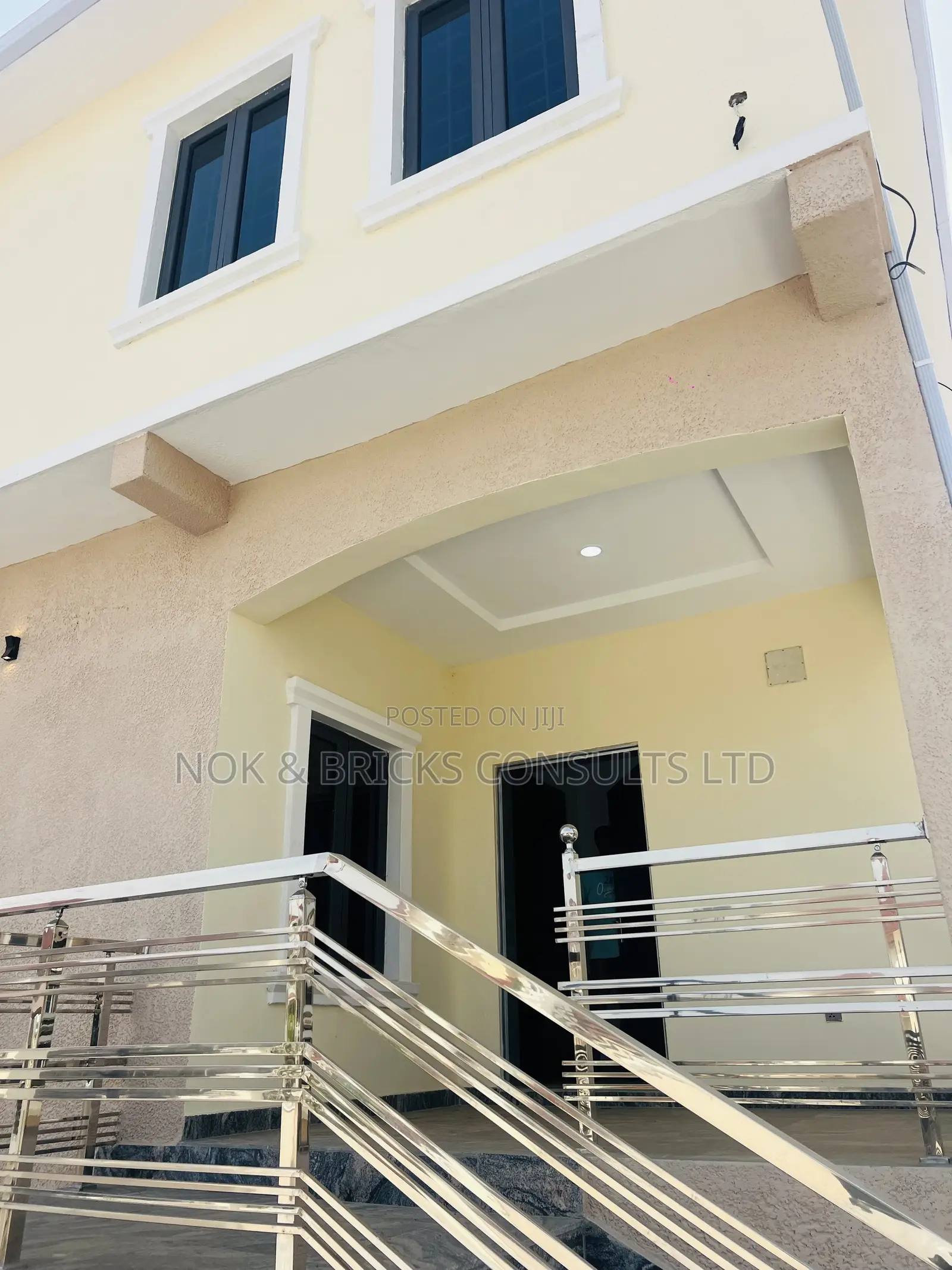 4bdrm Duplex in River Park, Lugbe District for sale in Lugbe District