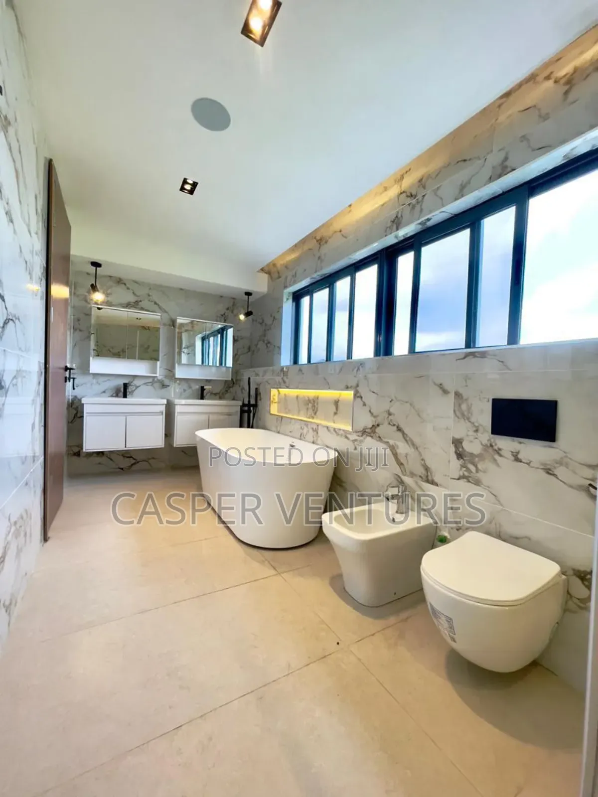5bdrm Duplex in Cowrie, Ikate-Elegushi for sale in Ikate-Elegushi