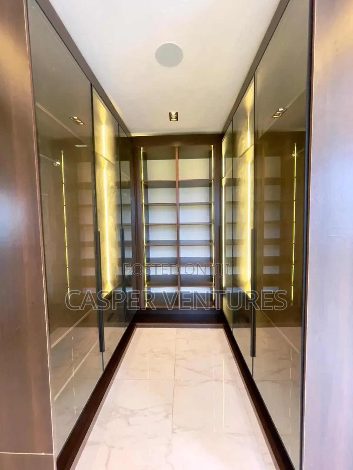5bdrm Duplex in Cowrie, Ikate-Elegushi for sale in Ikate-Elegushi