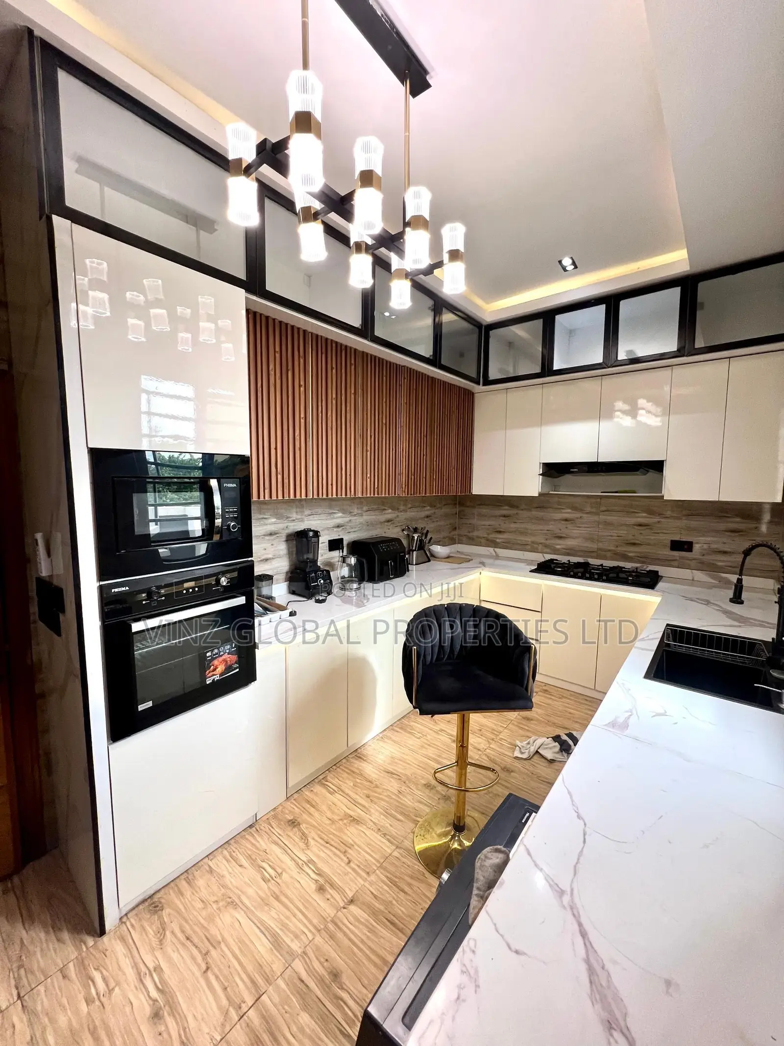 Privately Gated | 4 Bedroom (Self Compound) With Ps5 | Fully Serviced in Lekki