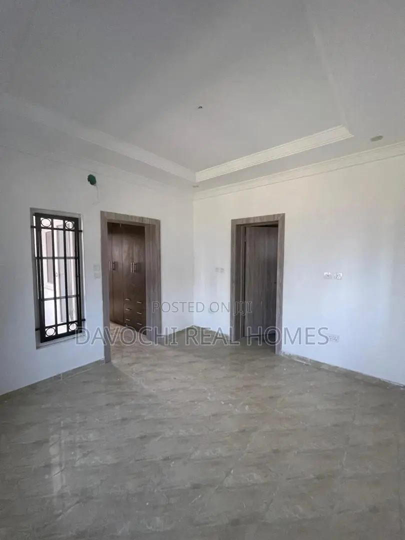 3bdrm Duplex in Ikate for rent in Ikate-Elegushi