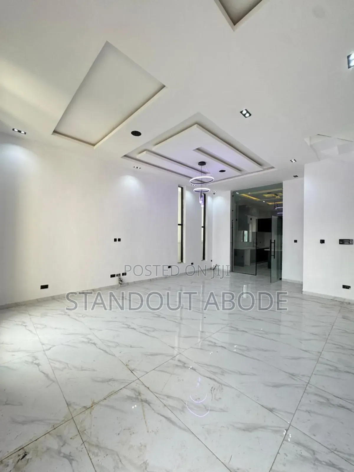 4bdrm Duplex in Inside An Estate, Chevron for sale in Chevron