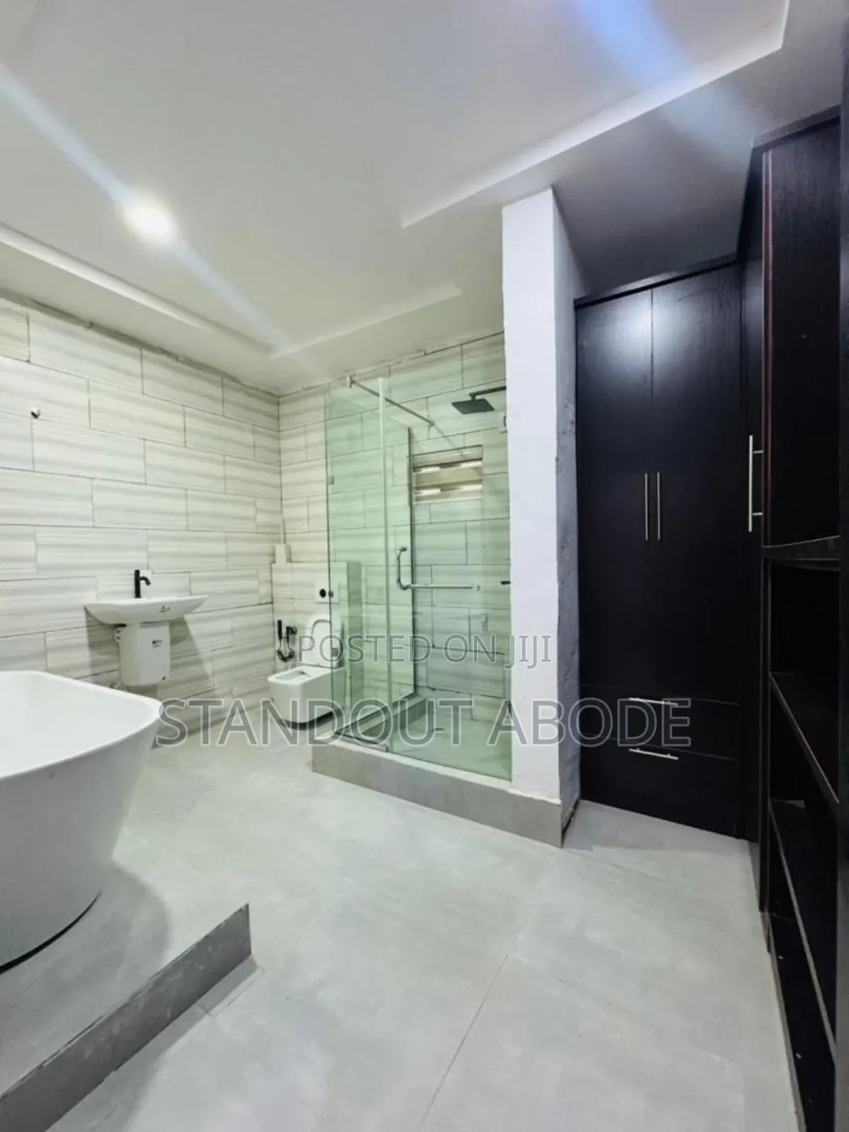 4bdrm Duplex in In An Estate, GRA Phase 2 Shangisha for sale in GRA Phase 2 Shangisha