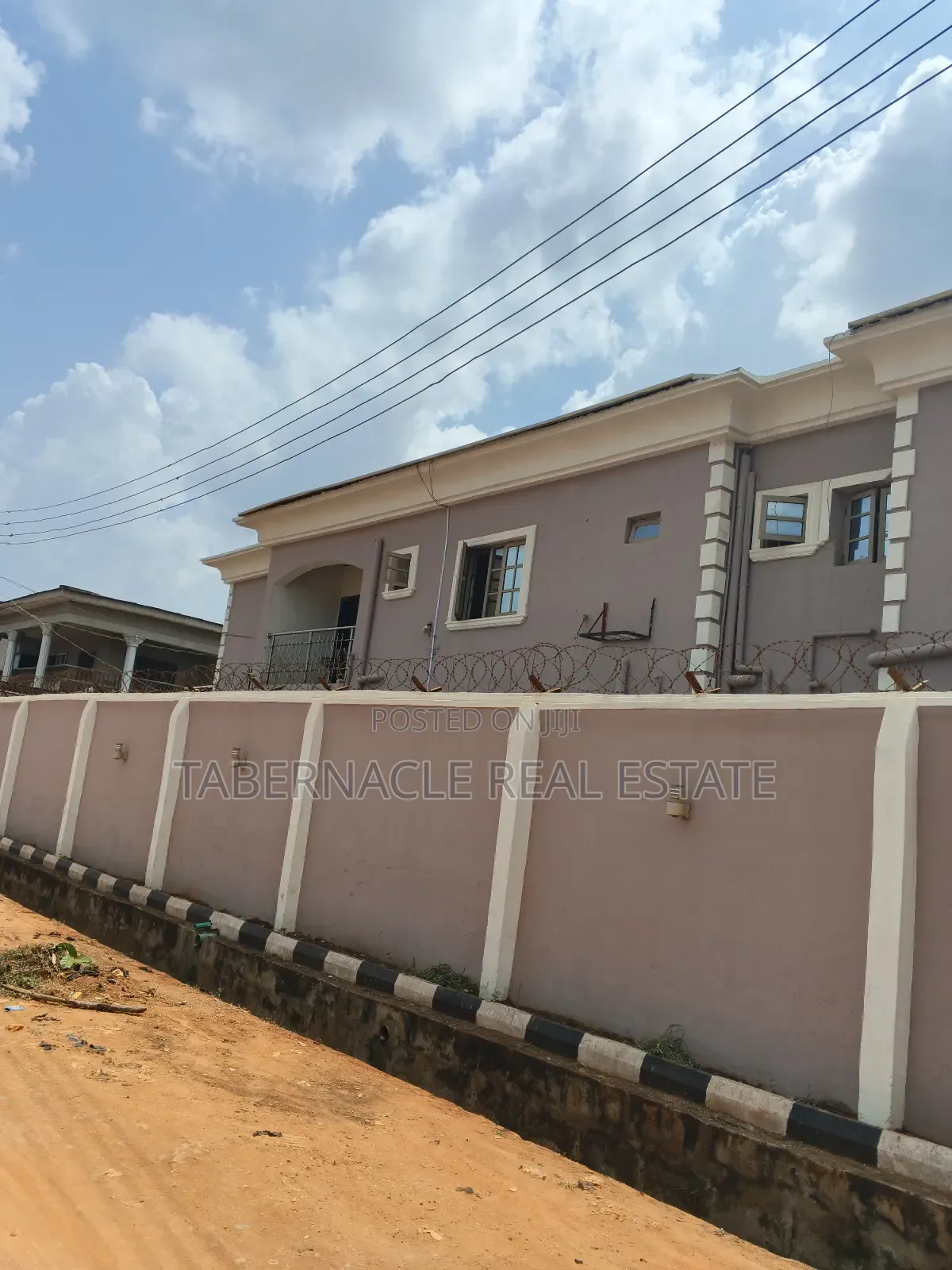 2bdrm Apartment in Borokini, Aga for rent in Ikorodu