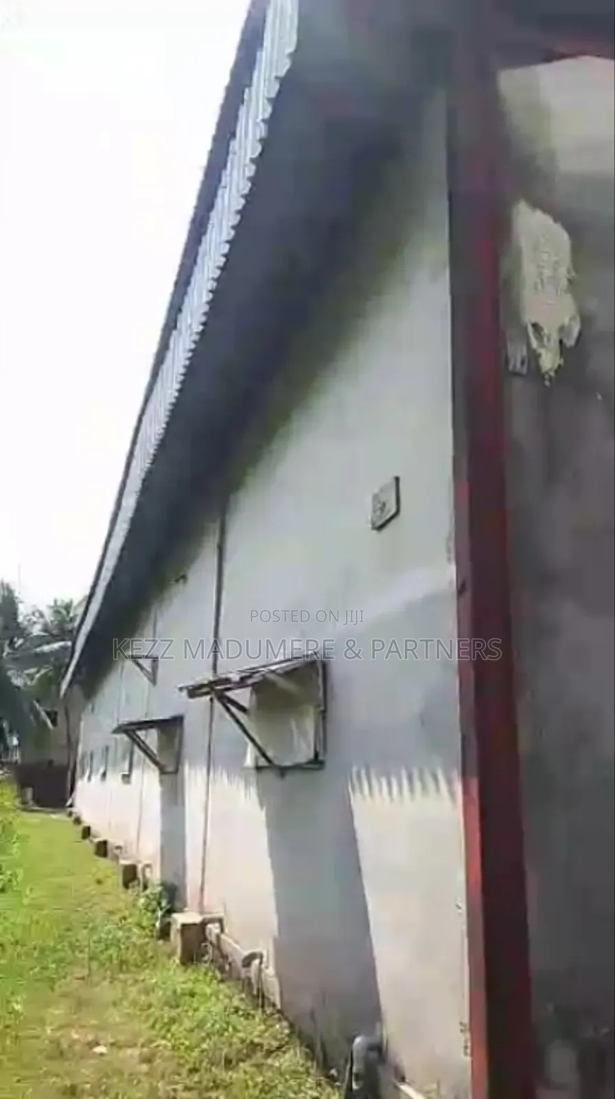 To Let : A Warehouse With Boysquarter in Aba , Abia State in Osisioma Ngwa