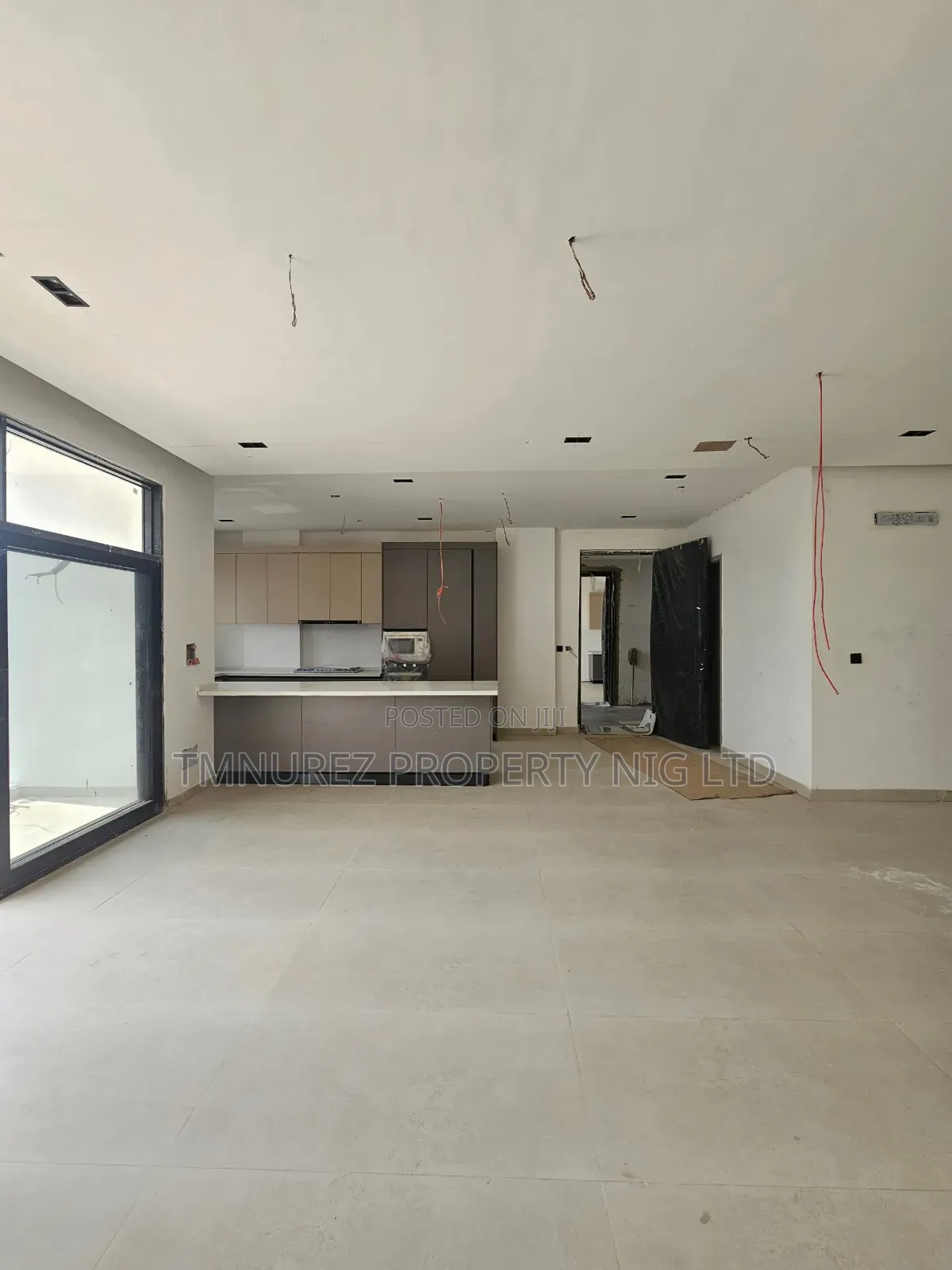 3bdrm Apartment in Lekki Phase1 for sale in Lekki Phase 1