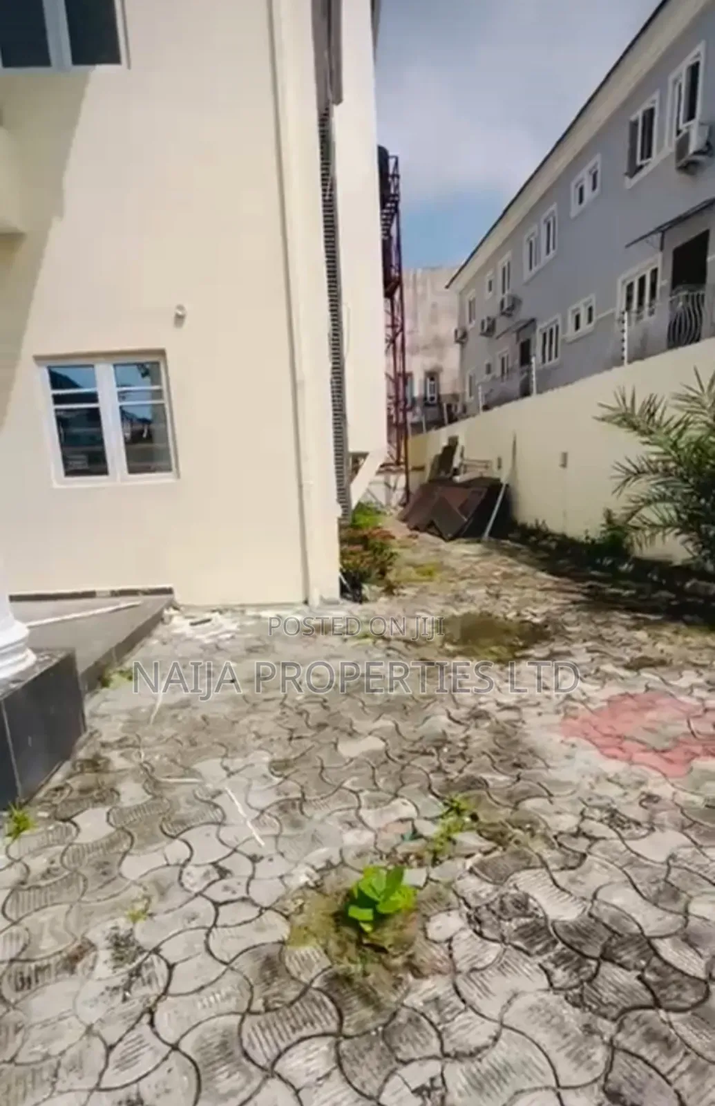 5 Bedroom Fully Detached Duplex in Lekki Phase 1 for Lease in Lekki Phase 1