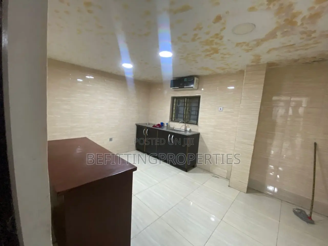 350 SQM Office Space – Ilupeju (Self-Serviced) in Ilupeju