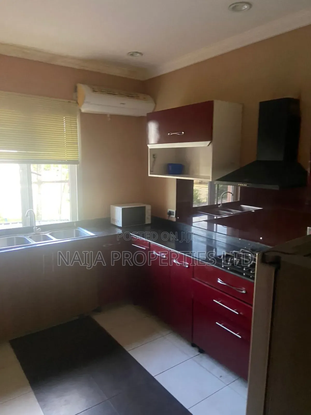 7units of 3 Bedroom Flat With a Penthouse at Ikoyi for Rent in Ikoyi