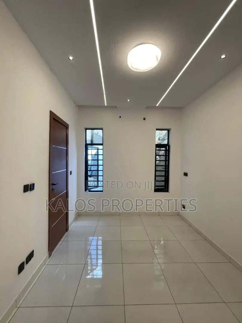 4bdrm Duplex in Ajah Lekki Lagos for sale in Ado / Ajah