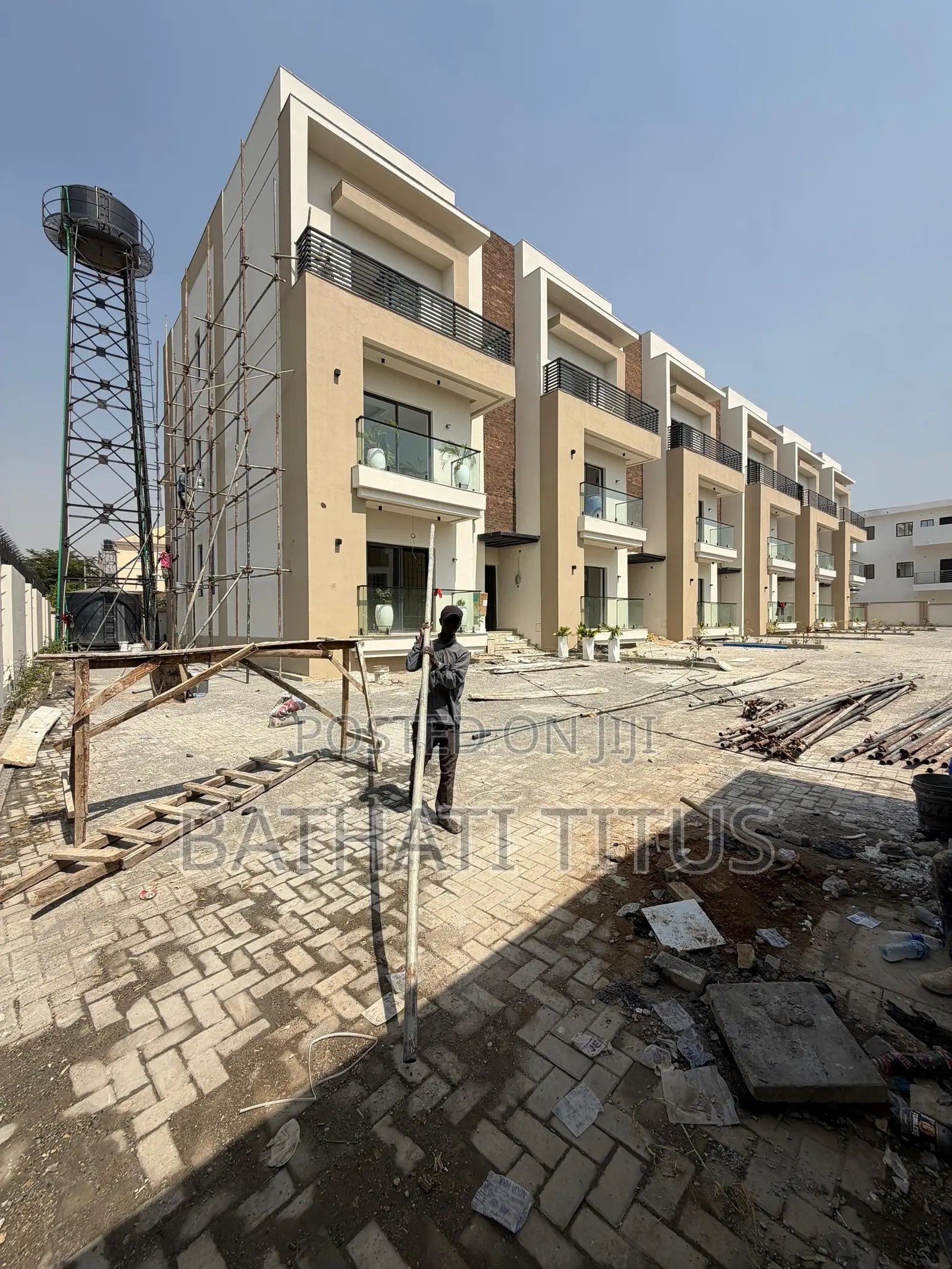 4bdrm Duplex in Life Camp for sale in Life Camp