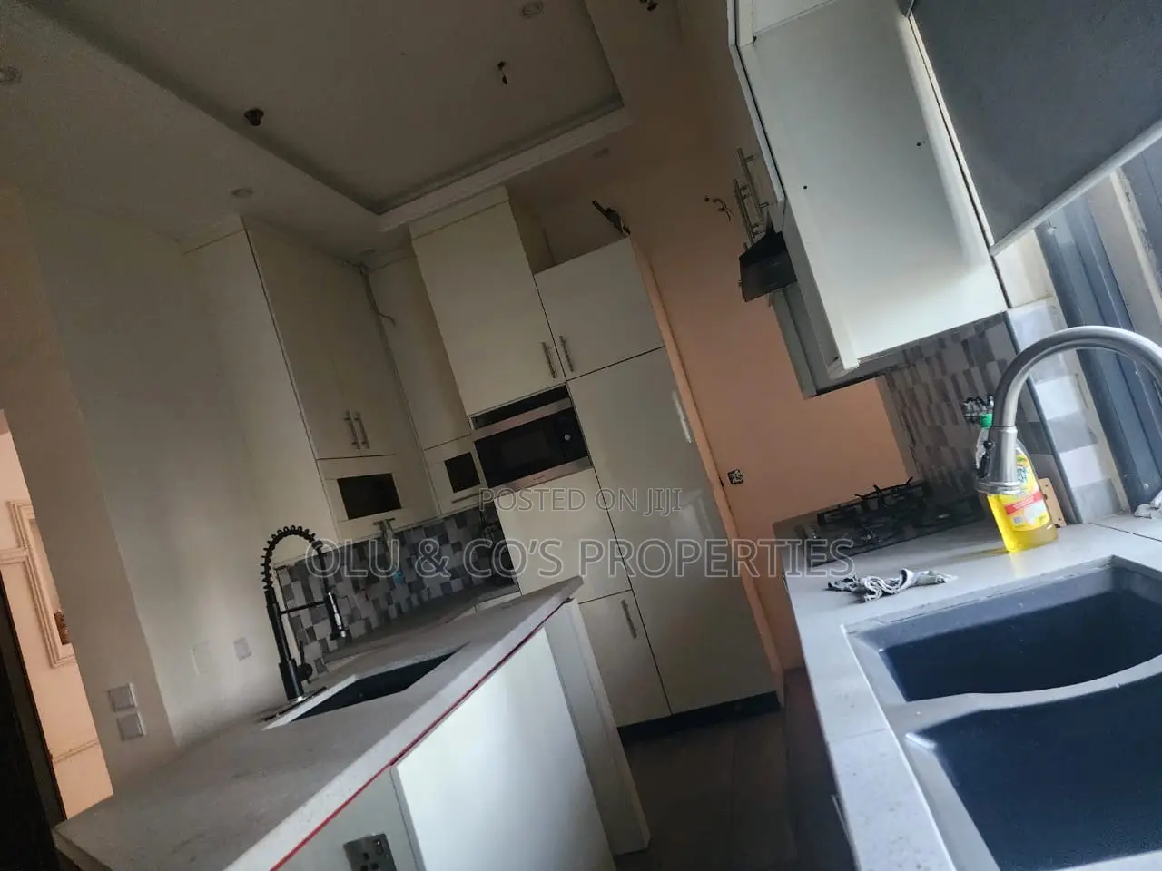 4bdrm Duplex in Gold City Estate, Lugbe District for rent in Lugbe District