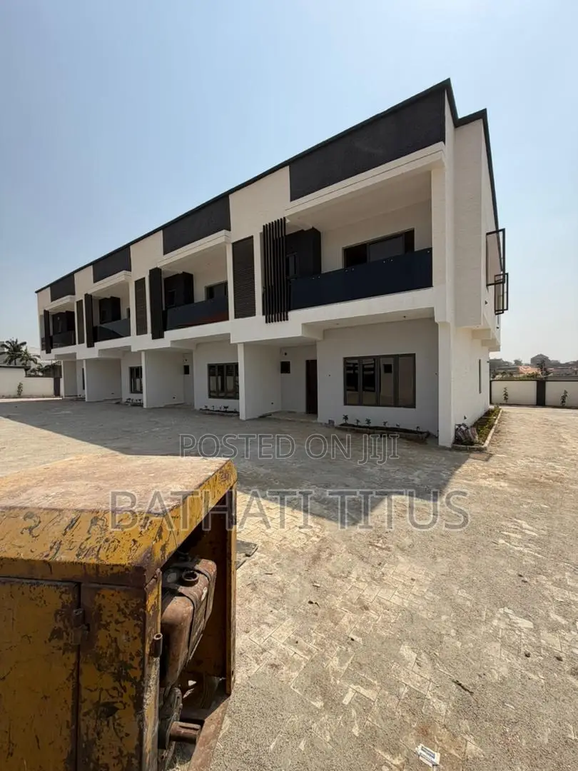3bdrm Duplex in Life Camp for sale in Life Camp