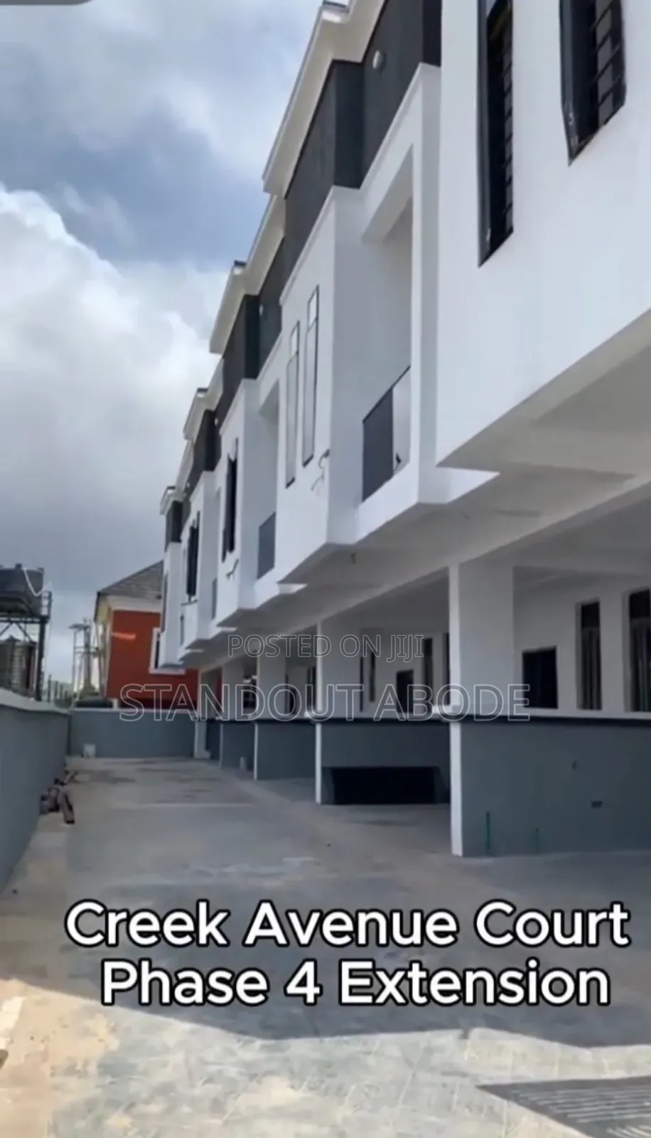 3bdrm Duplex in Creek Court, Ikota for sale in Ikota