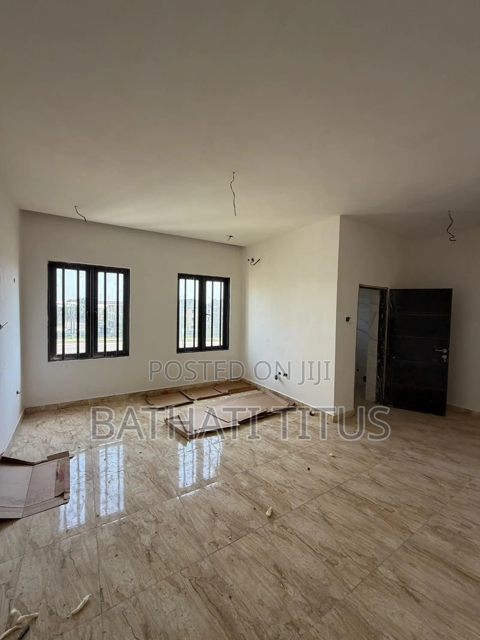 4bdrm Duplex in Idu Industrial for sale in Idu Industrial