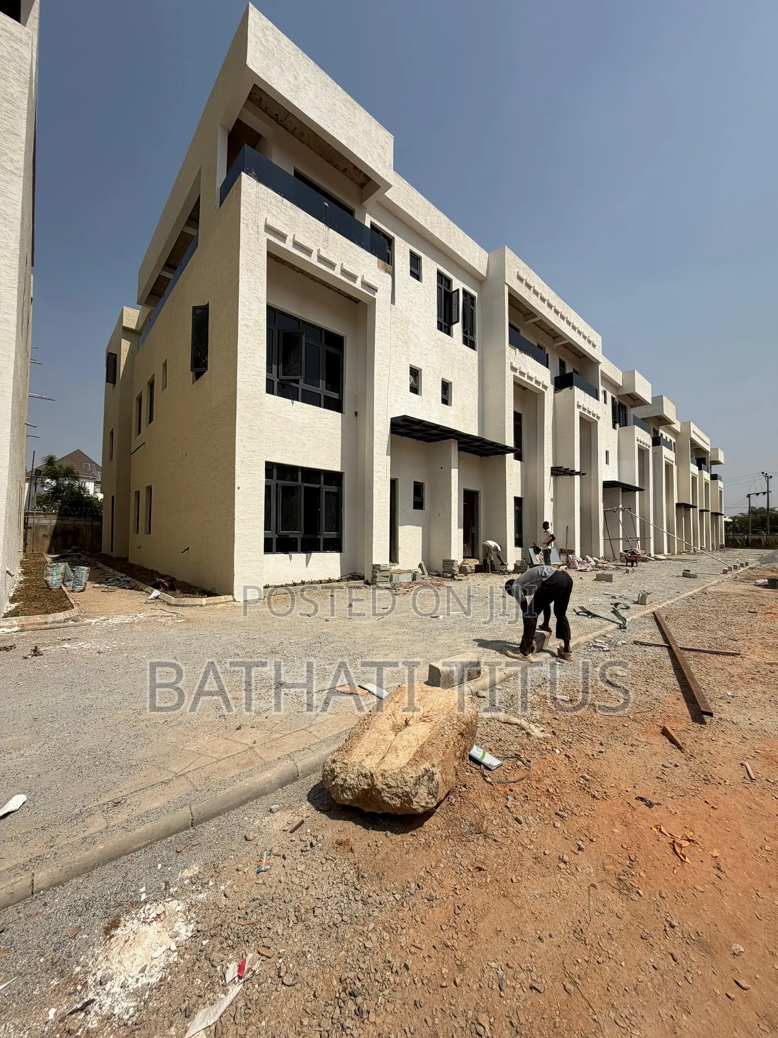 4bdrm Duplex in Idu Industrial for sale in Idu Industrial