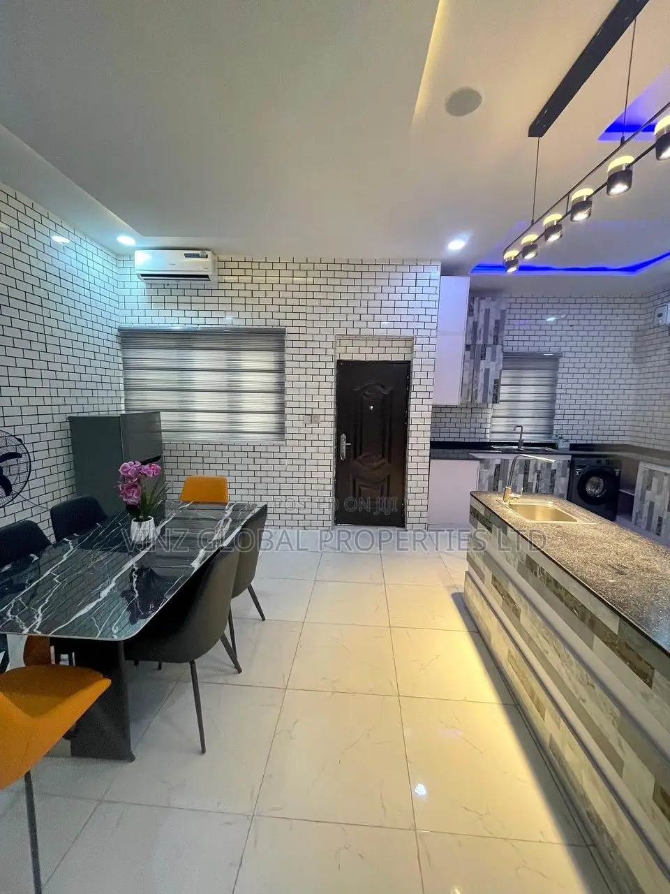 Massive 3/4bedroom Duplex With Excellent Facilities in Lekki