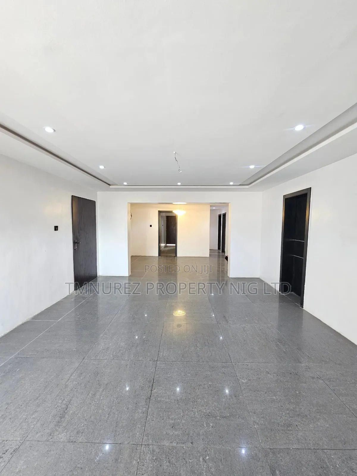 3bdrm Apartment in Lekki Phase1 for sale in Lekki Phase 1